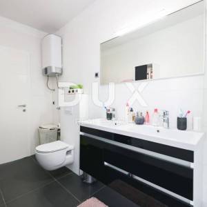 ZADAR, BIBINJE - Prekrasna vila s bazenom