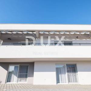 ZADAR, BIBINJE - Prekrasna vila s bazenom