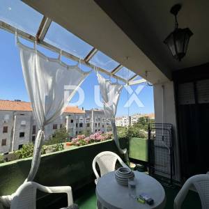 ZADAR, BILI BRIG - Komforan 2-sobni stan s panoramskim pogledom!