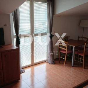ZADAR, BIOGRAD NA MORU - Kuća sa devet apartmana