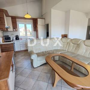 ZADAR, BRODARICA - Apartmanska kuća prvi red do mora