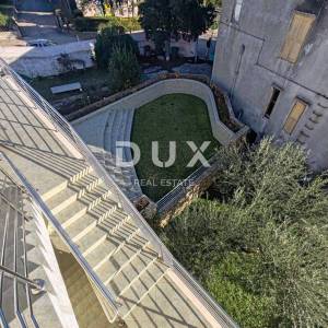 ZADAR, BRODARICA - Apartmanska kuća prvi red do mora