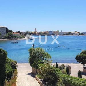 ZADAR, BRODARICA - Apartmanska kuća prvi red do mora