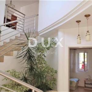 ZADAR, BRODARICA - Apartmanska kuća prvi red do mora