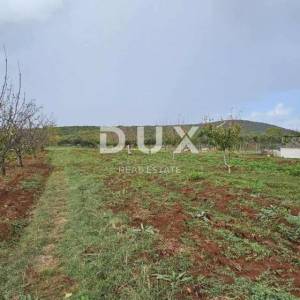 ZADAR, DEBALJAK - Građevinsko zemljište 870 m2