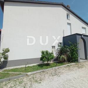 ZADAR, DEBELJAK - Prekrasna vila s bazenom 