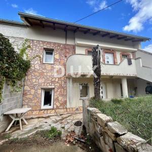 ZADAR, DEBELJAK - Prostrana kuća s pomoćnim objektom/apartmanom