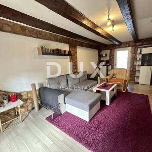 ZADAR, DEBELJAK - Prostrana kuća s pomoćnim objektom/apartmanom