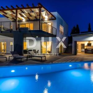 ZADAR, DIKLO - Luksuzna vila s bazenom i pogledom na more