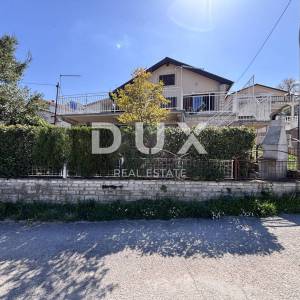 ZADAR, DONJI KARIN - Kuća s tri stana 150 m od mora