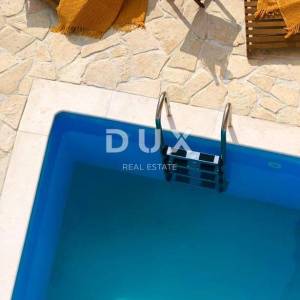 ZADAR, DRAGE - Prekrasna apartmanska vila s bazenom