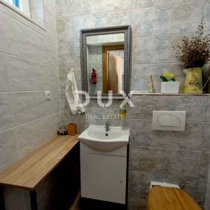 ZADAR, DRAGE - Prekrasna apartmanska vila s bazenom