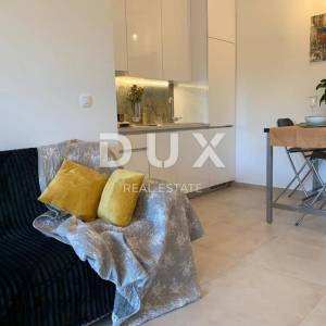 ZADAR, DRAGE - Prekrasna apartmanska vila s bazenom