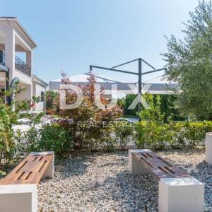 ZADAR, GORICA - Prekrasna luksuzna vila s grijanim bazenom