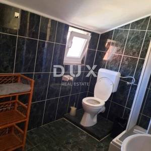 ZADAR, GORNJI KARIN - Katnica s tri apartmana u blizini mora