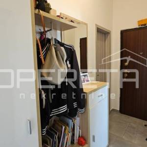 Zadar, Kolovare – Kolovare, Zadar – Prostrani stan 3S+DB s garažom