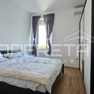Zadar, Kolovare – Kolovare, Zadar – Prostrani stan 3S+DB s garažom