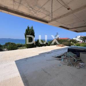 ZADAR, KOŽINO - Luksuzan stan s bazenom u izgradnji AS1