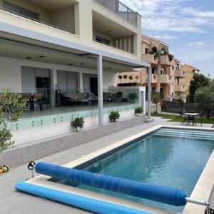 ZADAR, KOŽINO - Luksuzna vila s grijanim bazenom