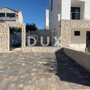 ZADAR, KOŽINO - Luksuzni penthouse na vrhunskoj lokaciji