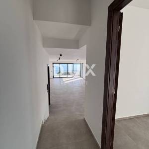 ZADAR, KOŽINO - Neponovljivi penthouse 100 metara od plaže sa spektakularnim pogledom na more i grijanim bazenom na krovnoj ter...