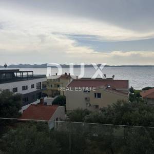 ZADAR, KOŽINO - Penthouse na 90m od mora 