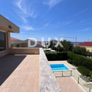 ZADAR, KOŽINO - Predivna vila s bazenom 100 m od mora