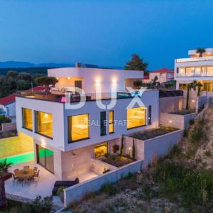 ZADAR, LJUBAČ - Luksuzna vila 2. red do mora