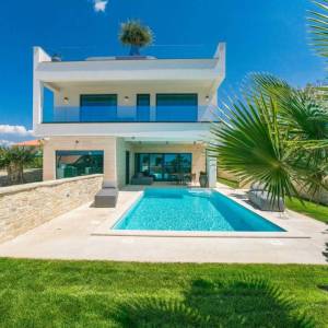 ZADAR, LJUBAČ - Luksuzna vila 2. red do mora
