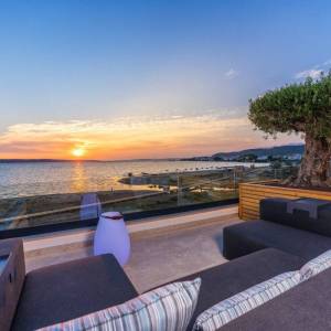 ZADAR, LJUBAČ - Luksuzna vila 1. red do mora