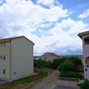 ZADAR, MASLENICA - Očaravajuća kamena vila s bazenom u blizini mora