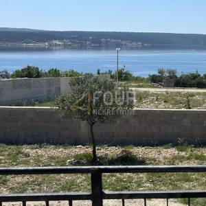 Zadar, Maslenica, samostojeća kuća s okućnicom, blizina mora