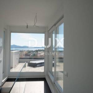 ZADAR, MOCIRE - penthouse na traženoj lokaciji
