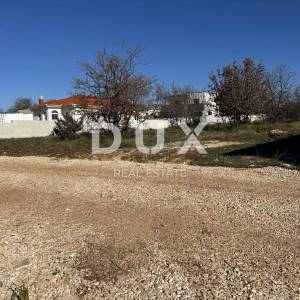 ZADAR, MURVICA - Građevinsko zemljište 800m²