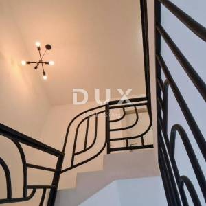 ZADAR, MURVICA - Moderna duplex Villa s bazenom - Novogradnja!