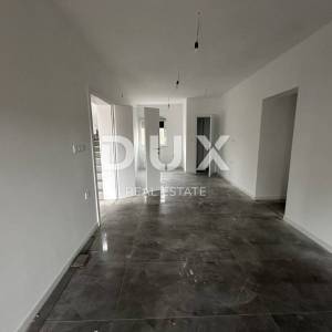 ZADAR, MURVICA - Moderna dvojna kuća - 241m² NOVOGRADNJA