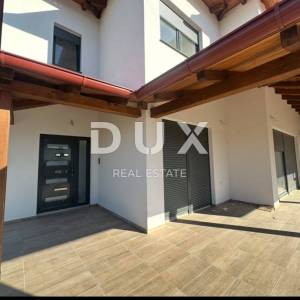 ZADAR, MURVICA - Moderna dvojna kuća - 241m² NOVOGRADNJA