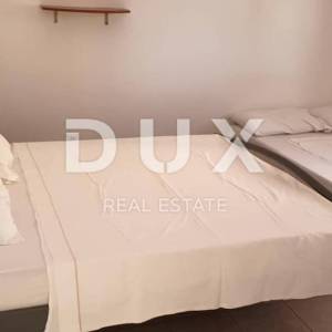 ZADAR, NIN - apartmanska kuća uz plažu