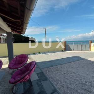 ZADAR, NIN - Apartmanska kuća 1. red do mora