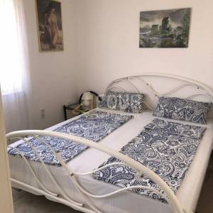 Zadar, Nin - okolica, samostojeća kuća s 4 apartmana, 100m od mora
