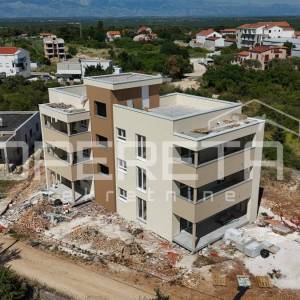 Zadar – Novi Bokanjac: Dvosoban stan s prostranim vrtom (S2)