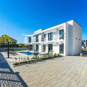 ZADAR, NOVI BOKANJAC - Luksuzna vila s bazenom u mirnom dijelu grada