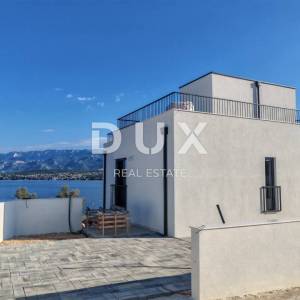 ZADAR, NOVIGRAD - Vila iz snova s pogledom na more u Novigradu! 