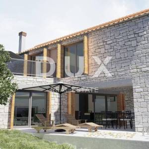 ZADAR, NOVIGRAD - Visoko kvalitetna kamena kuća 150 m od mora