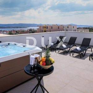ZADAR, OKOLICA -  apartmanska vila sa pogledom na more