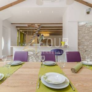Zadar - okolica, kuća s bazenom, 150m2, pogled na more