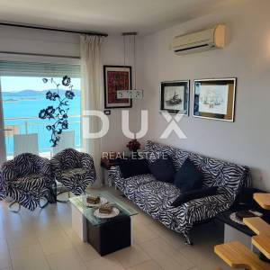 ZADAR, PAKOŠTANE - Dvoetažni apartman s predivnim pogledom 