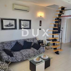 ZADAR, PAKOŠTANE - Dvoetažni apartman s predivnim pogledom 