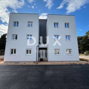 ZADAR, PAKOŠTANE - Moderan stan u novogradnji s vrtom S2