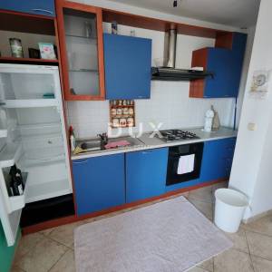 ZADAR, PETRČANE - Kuća s 3 velika stana i prekrasnim pogledom na more! Punta Skala!